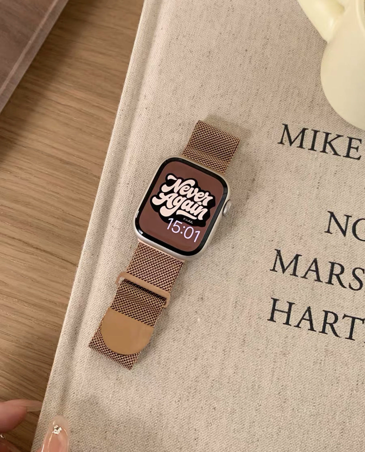 Round Tail Magnetic Milan Star Color Metal Strap